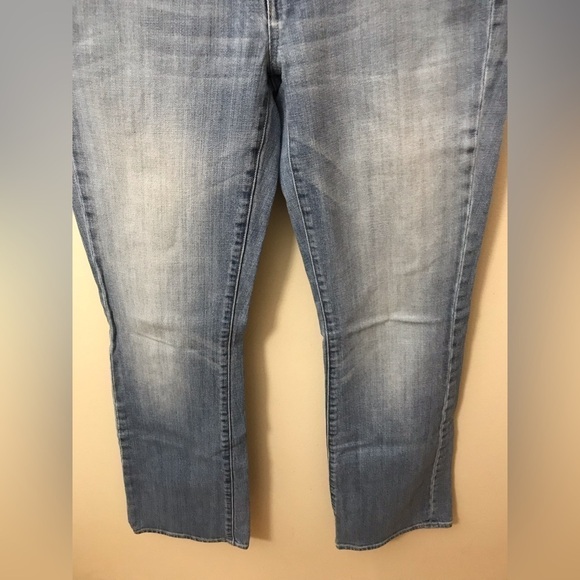J. Crew Womens Cotton Mid Rise Bootcut Full Zip Faded Light Wash Jeans Size 29R - Picture 6 of 15